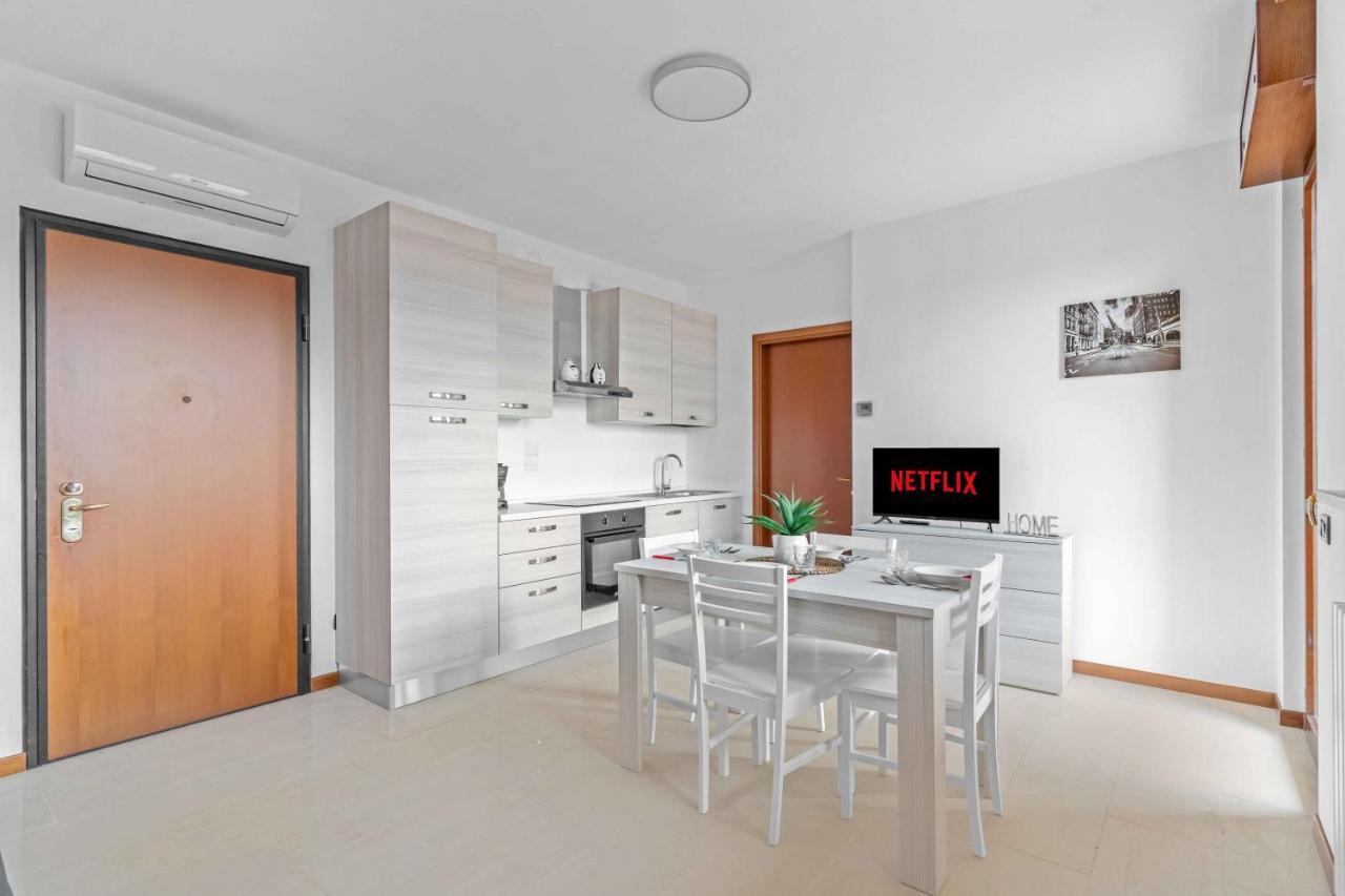 Ar 73 Loreto 2 Minutes From The Metro Milano Esterno foto